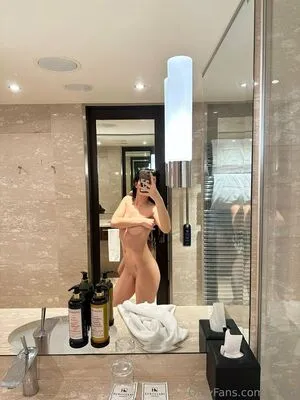 E Kira OnlyFans Leaked Free Thumbnail Picture - #TMzNbbjS7v