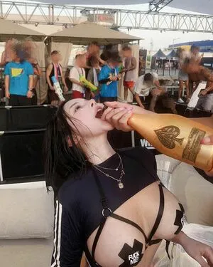 E Luda Glamorous OnlyFans Leaked Free Thumbnail Picture - #3DNV5tAG89