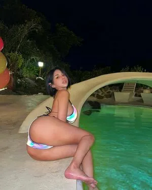 E Luda Glamorous OnlyFans Leaked Free Thumbnail Picture - #DOuMBsI60X