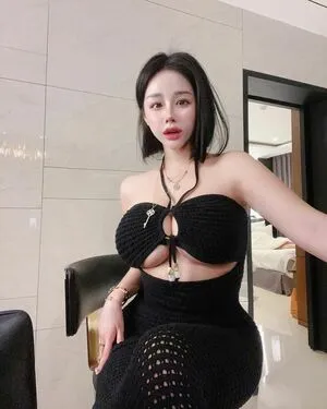 E Luda Glamorous OnlyFans Leaked Free Thumbnail Picture - #yikffFatmd