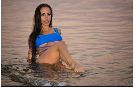 Earthlyalien OnlyFans Leaked Free Thumbnail Picture - #gf29U82qbQ