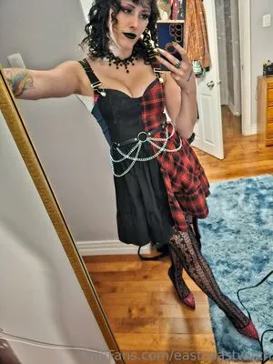 Eastcoastwitch OnlyFans Leaked Free Thumbnail Picture - #7u4k7VSjcZ