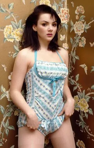 Eastenders Babes OnlyFans Leaked Free Thumbnail Picture - #37TQtLJLIA