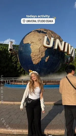 Easyemi OnlyFans Leaked Free Thumbnail Picture - #XHuld2Qxep