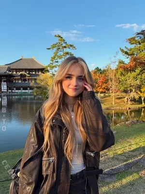 Easyemi OnlyFans Leaked Free Thumbnail Picture - #aceFAeAf4D