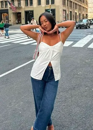 Eatingalonediaries OnlyFans Leaked Free Thumbnail Picture - #67lUiHK5bl