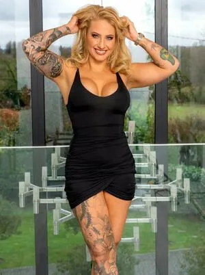 Ebani Bridges OnlyFans Leaked Free Thumbnail Picture - #2bRwHE5g5t