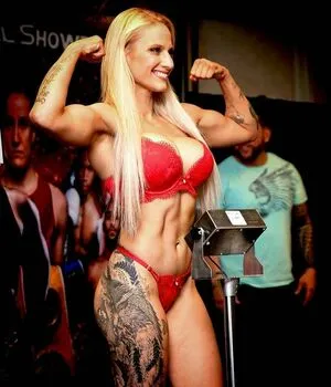 Ebanie Bridges OnlyFans Leaked Free Thumbnail Picture - #J01Sb11ast