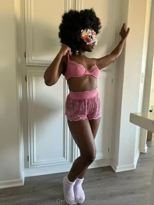 Ebonybuttspremium OnlyFans Leaked Free Thumbnail Picture - #2TeskrJ01R