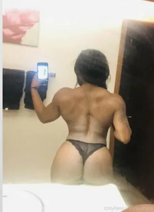 Ebonymuscle OnlyFans Leaked Free Thumbnail Picture - #li8okCCLpG