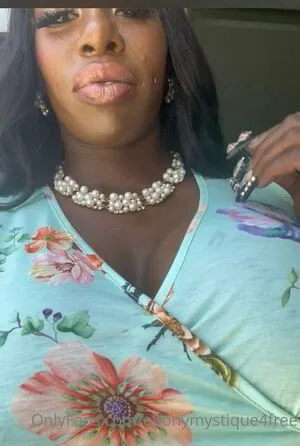 Ebonymystique4free OnlyFans Leaked Free Thumbnail Picture - #eNnFX5sqju