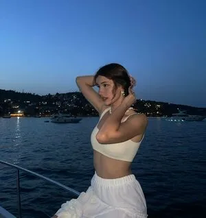 Ebrarkrbkn OnlyFans Leaked Free Thumbnail Picture - #FfndgHA4Oy