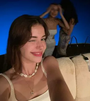 Ebrarkrbkn OnlyFans Leaked Free Thumbnail Picture - #e2aE0imAm3