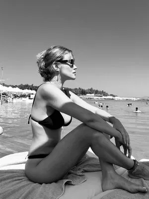 Ecem Karavus OnlyFans Leaked Free Thumbnail Picture - #1HP7ofSaof