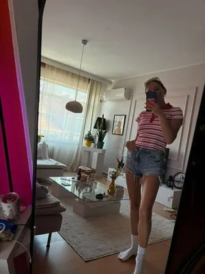 Ecem Karavus OnlyFans Leaked Free Thumbnail Picture - #4A9QfZAK8F