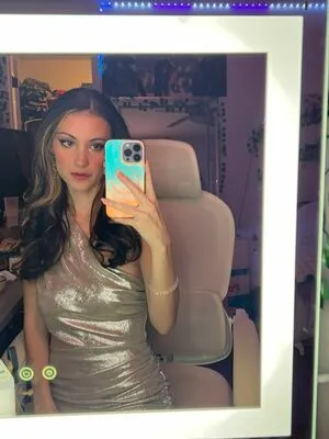 Echochlo OnlyFans Leaked Free Thumbnail Picture - #GA1bsUopa1