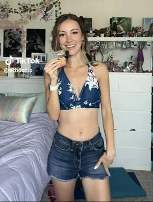 Echochlo OnlyFans Leaked Free Thumbnail Picture - #t333Vf9GBq