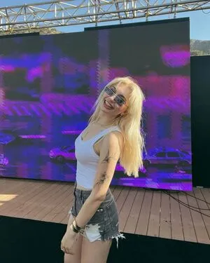 Edamilka OnlyFans Leaked Free Thumbnail Picture - #70L39bilg9