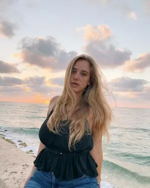Eden Sisson OnlyFans Leaked Free Thumbnail Picture - #aGLphWnNcO