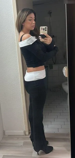 Edoppella OnlyFans Leaked Free Thumbnail Picture - #G1NzuU50OT