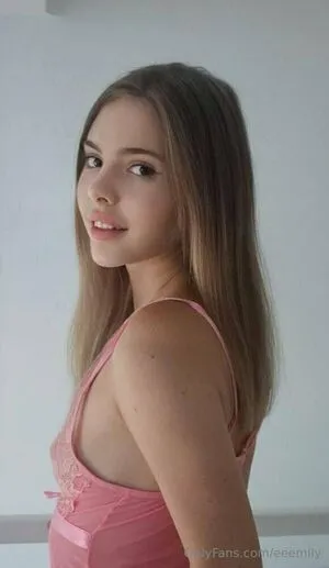 Eeemily OnlyFans Leaked Free Thumbnail Picture - #EPmE1cWb91