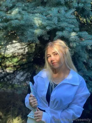 Eeemily OnlyFans Leaked Free Thumbnail Picture - #LzdwQJ1XxV