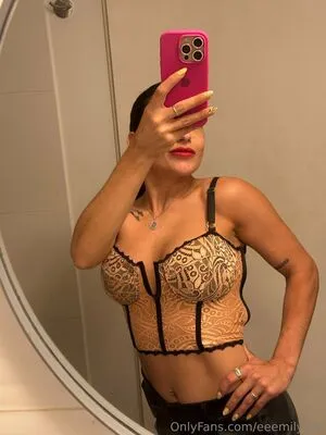 Eeemilys22 OnlyFans Leaked Free Thumbnail Picture - #tfymBXlAVX
