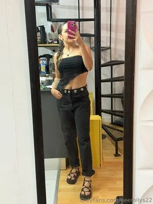 Eeemilys22 OnlyFans Leaked Free Thumbnail Picture - #wmNUJE05zg