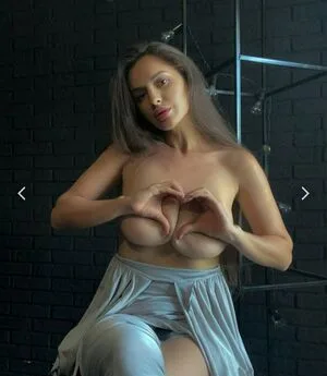 Eeemilyyy OnlyFans Leaked Free Thumbnail Picture - #yAejo4jqea
