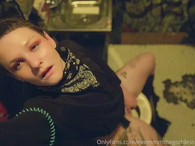 Eeemmmthegoddess OnlyFans Leaked Free Thumbnail Picture - #PoukXV3V6H