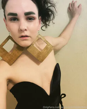 Eeemmmthegoddess OnlyFans Leaked Free Thumbnail Picture - #rKCPiK5sul