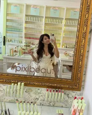 Eeeveenara OnlyFans Leaked Free Thumbnail Picture - #8M3SruXxZE