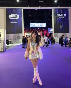 Eeeveenara OnlyFans Leaked Free Thumbnail Picture - #L2yUxSHONp