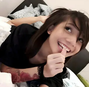 Eeeveenara OnlyFans Leaked Free Thumbnail Picture - #kQkzMzbLao