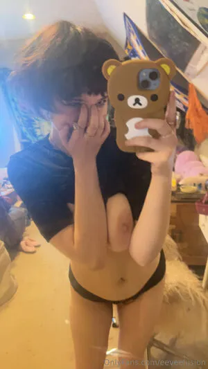 Eeveelusion OnlyFans Leaked Free Thumbnail Picture - #gfE89t7Eay