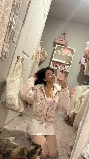 Eeveenara Eevee Enara OnlyFans Leaked Free Thumbnail Picture - #ObiKEKCq9S