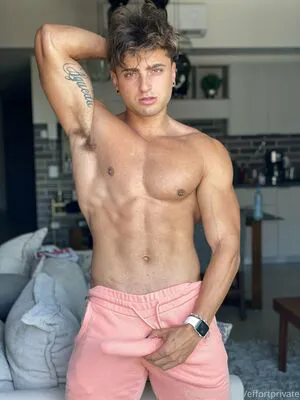 Effortprivate OnlyFans Leaked Free Thumbnail Picture - #5Ayb1haeeQ