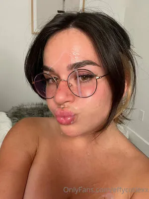Effycutie OnlyFans Leaked Free Thumbnail Picture - #U4MLF4an5L