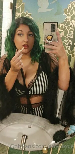 Effynikole OnlyFans Leaked Free Thumbnail Picture - #VavO2lLf2L