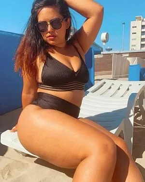 Ei Gigi OnlyFans Leaked Free Thumbnail Picture - #7KzWuaIAy9
