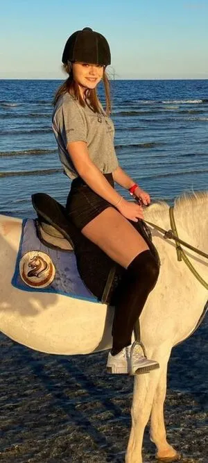 Eileen Lcm OnlyFans Leaked Free Thumbnail Picture - #OFVCjeXXKW