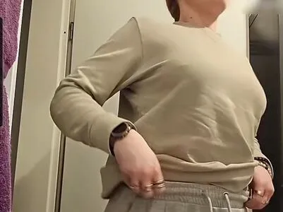 Einfachnurchristiinaa OnlyFans Leaked Free Thumbnail Picture - #iaXxO524eb