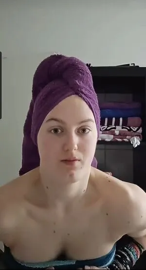 Einfachnurchristiinaa OnlyFans Leaked Free Thumbnail Picture - #itSFSho0Ai