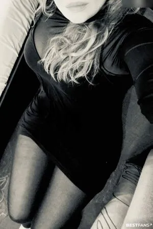 Einmal Julia Bitte OnlyFans Leaked Free Thumbnail Picture - #nyvefEqrJG