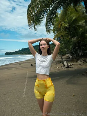 Eireenskinnygirl OnlyFans Leaked Free Thumbnail Picture - #Xh6gr6h7XE