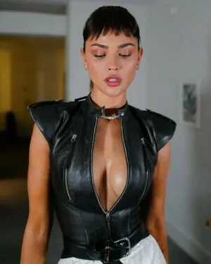 Eiza Gonzalez OnlyFans Leaked Free Thumbnail Picture - #VnP1P4Zy0Y