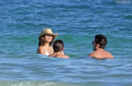 Eiza Gonzlez OnlyFans Leaked Free Thumbnail Picture - #0FYvYIToSf