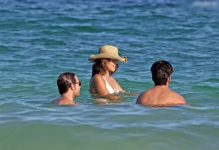 Eiza Gonzlez OnlyFans Leaked Free Thumbnail Picture - #Lryji7CPk0