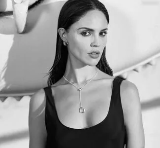 Eiza Gonzlez OnlyFans Leaked Free Thumbnail Picture - #U8TpoYw5ON