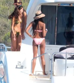 Eiza Gonzlez OnlyFans Leaked Free Thumbnail Picture - #cgG6IKW1ZY